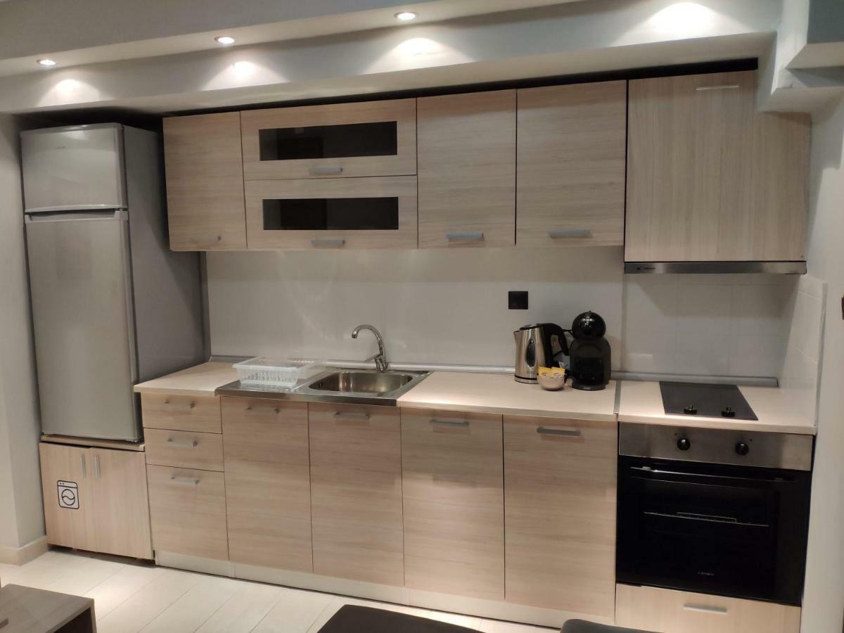 Standard Apartment By Prima Lodging Салоники Экстерьер фото